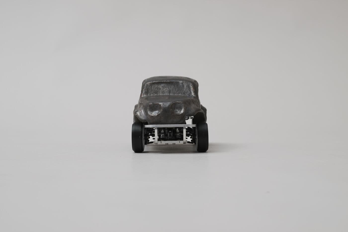 ビートル 黒マット ローライダー 正面